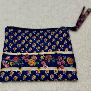 SOLD Retired Vera Bradley Navy Blue Coin Purse Yellow Accent Flowers Zipper